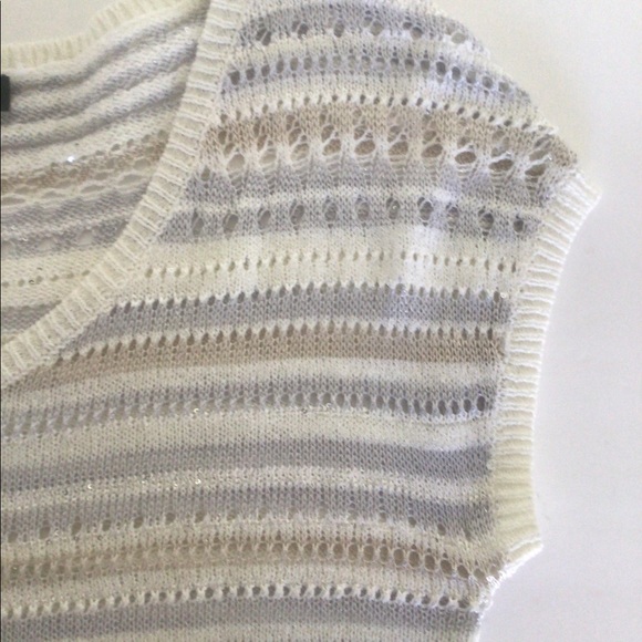 WHITE HOUSE BLACK MARKET CROCHET KNIT TOP SMALL - Picture 14 of 14